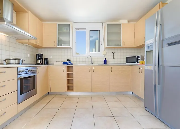 Blue Line Lindos (Rhodes)